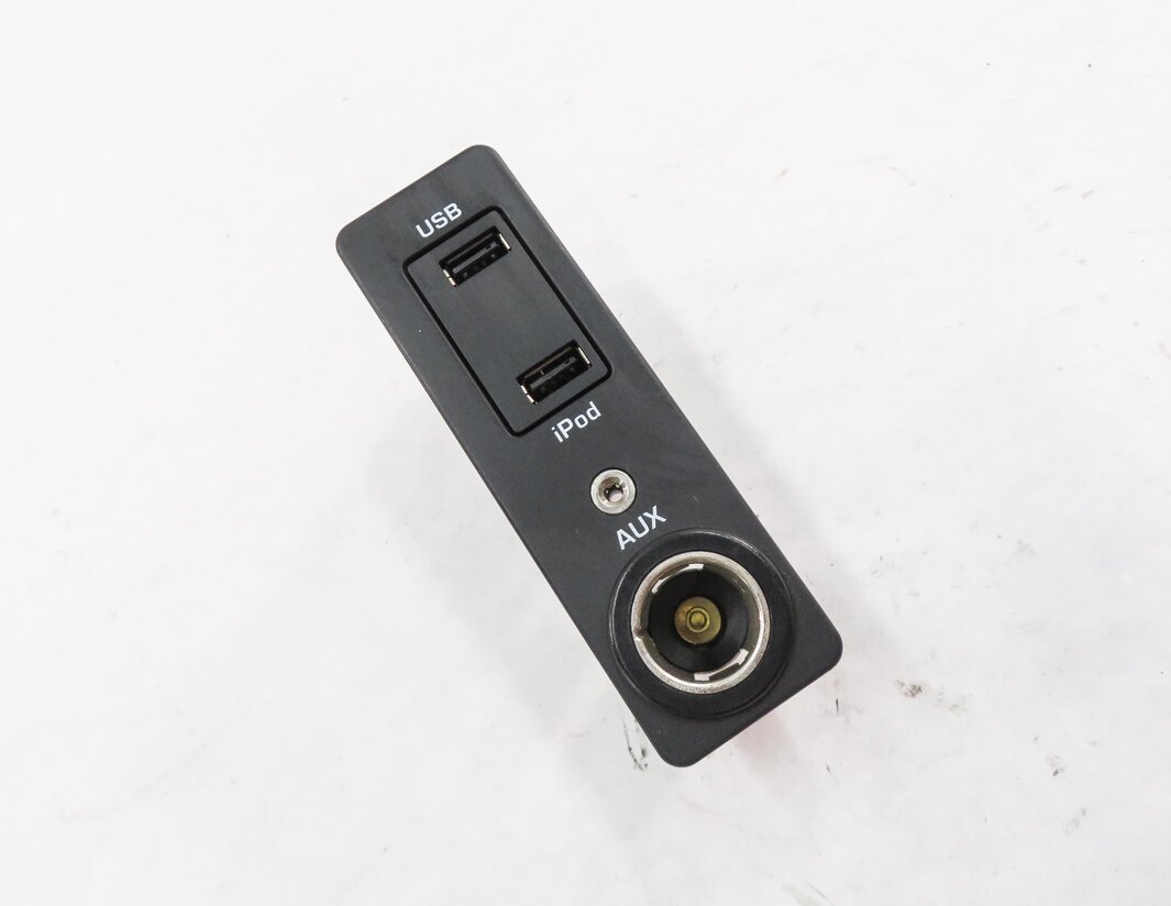 2012 RANGE ROVER EVOQUE (L538) STEREO AUX AUXILIARY AUDIO IN I-POD INTERFACE