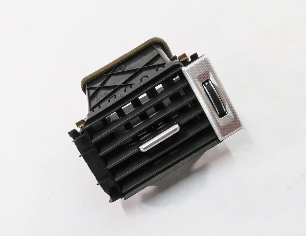 2012 RANGE ROVER EVOQUE (L538) RIGHT FRONT PASSENGER DASH HEATER A/C AIR VENT