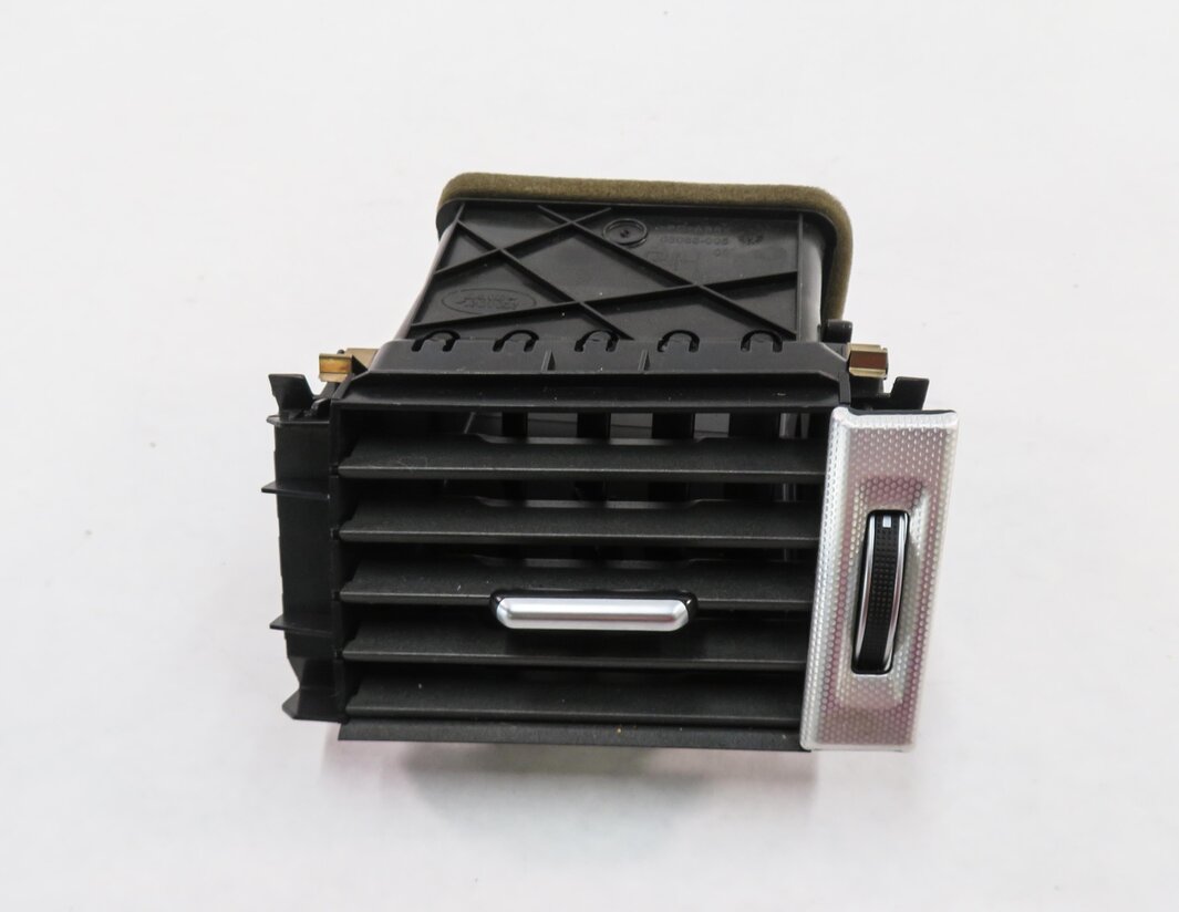 Thumbnail 2: 2012 RANGE ROVER EVOQUE (L538) RIGHT FRONT PASSENGER DASH HEATER A/C AIR VENT
