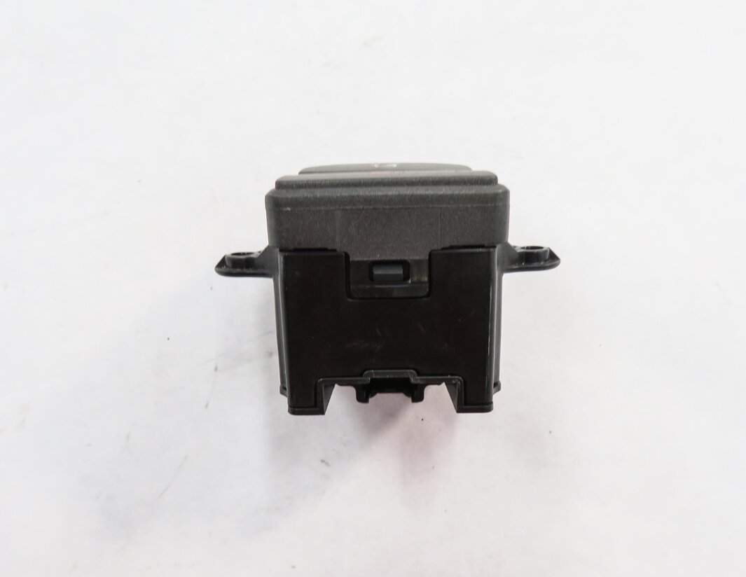 Thumbnail 6: 2012 RANGE ROVER EVOQUE (L538) TRACTION CONTROL HILL DESCENT SWITCH BUTTON