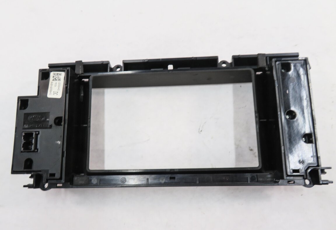 Thumbnail 6: 12-15 RANGE ROVER EVOQUE (L538) RADIO STEREO NAVIGATION SWITCH PANEL SCREEN TRIM