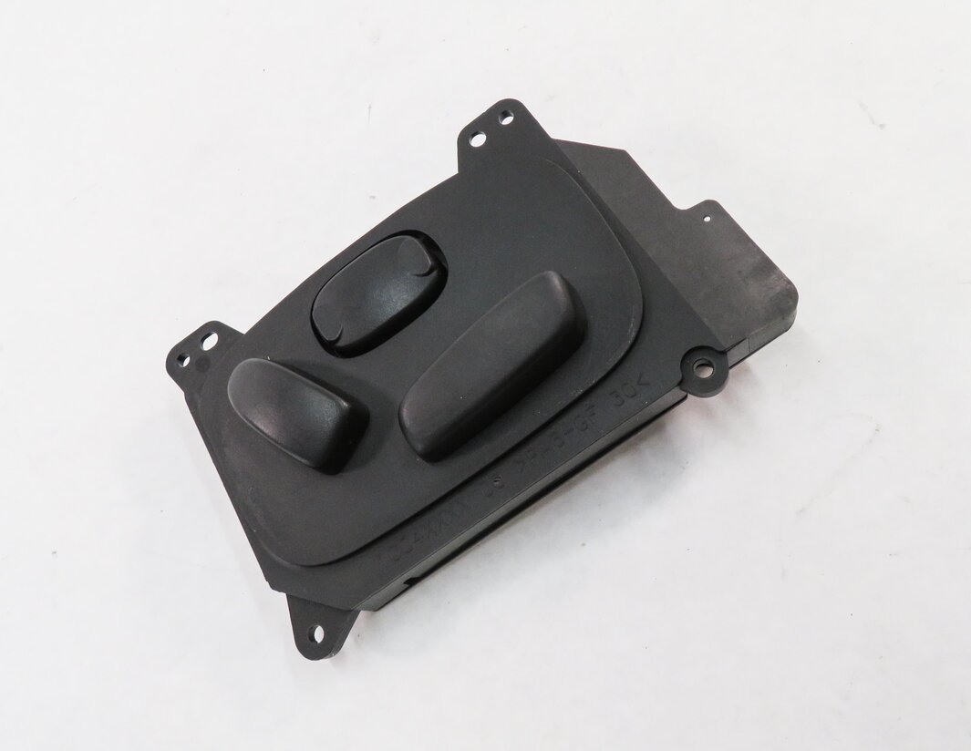 2012 RANGE ROVER EVOQUE (L538) RIGHT FRONT PASSENGER SEAT ADJUSTMENT SWITCH
