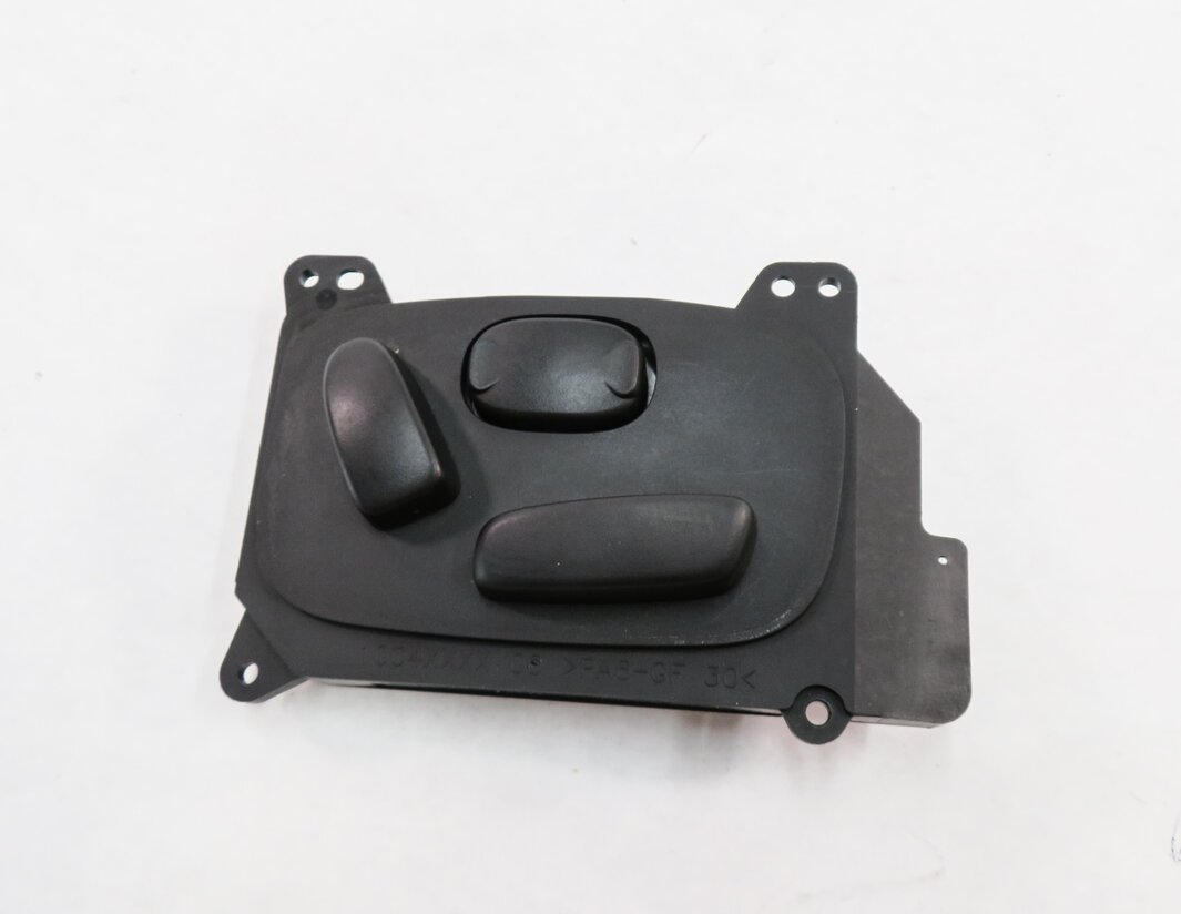Thumbnail 2: 2012 RANGE ROVER EVOQUE (L538) RIGHT FRONT PASSENGER SEAT ADJUSTMENT SWITCH