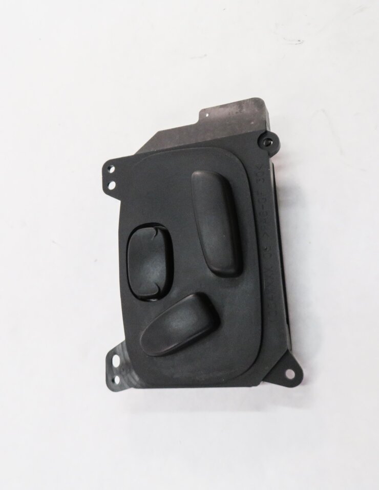 Thumbnail 4: 2012 RANGE ROVER EVOQUE (L538) RIGHT FRONT PASSENGER SEAT ADJUSTMENT SWITCH