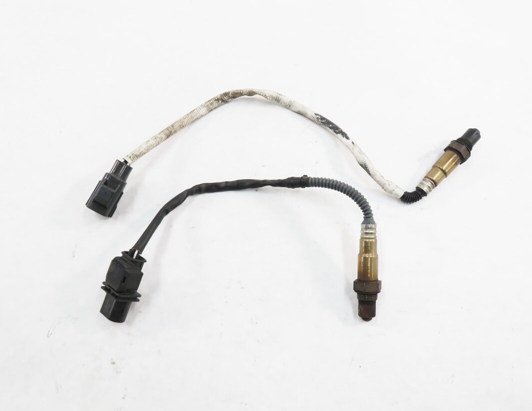 Thumbnail 2: 2012 RANGE ROVER EVOQUE (L538) 2.0L TURBO - O2 OXYGEN LAMBDA PROBE SENSOR SET