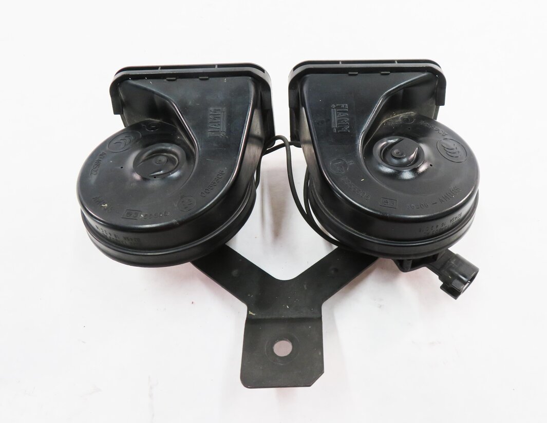 Thumbnail 5: 12-19 RANGE ROVER EVOQUE DISCOVERY SPORT (L538 L550) HIGH & LOW TONE HORN SET