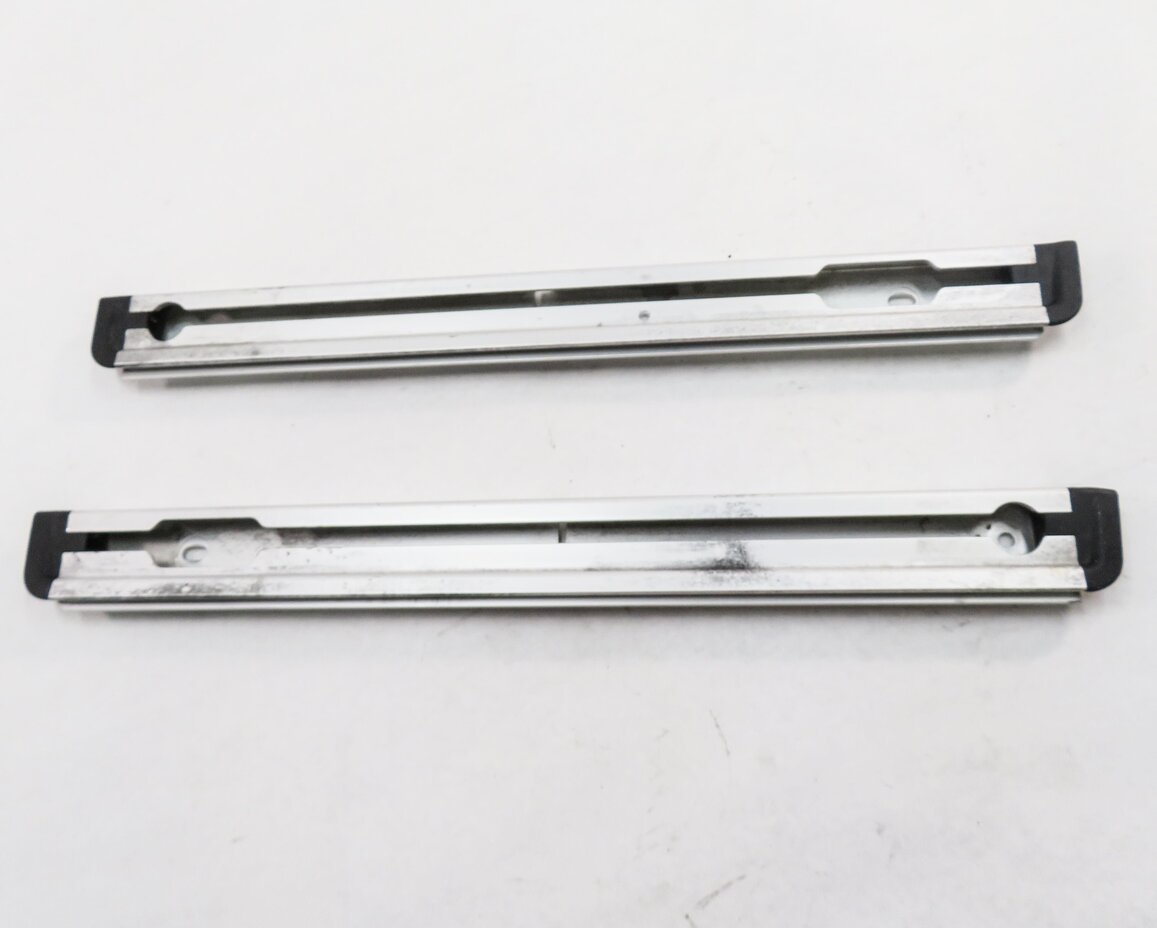 Thumbnail 5: 2012 RANGE ROVER EVOQUE (L538) REAR TRUNK CARGO SLIDER RAIL & BUCKLE SET