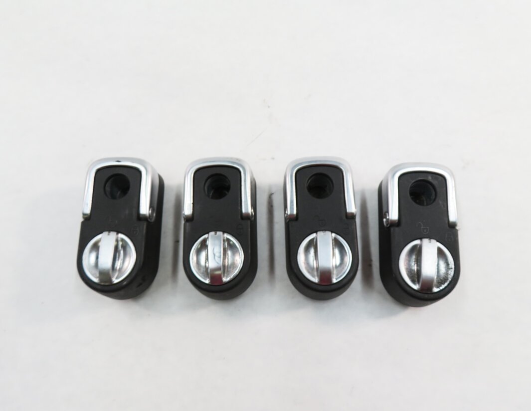 Thumbnail 8: 2012 RANGE ROVER EVOQUE (L538) REAR TRUNK CARGO SLIDER RAIL & BUCKLE SET