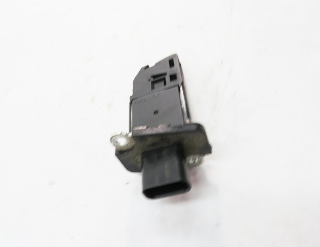 Thumbnail 3: 12-17 LAND ROVER LR2 EVOQUE DISCOVERY (L538 L550) 2.0L MASS AIR FLOW SENSOR MAF