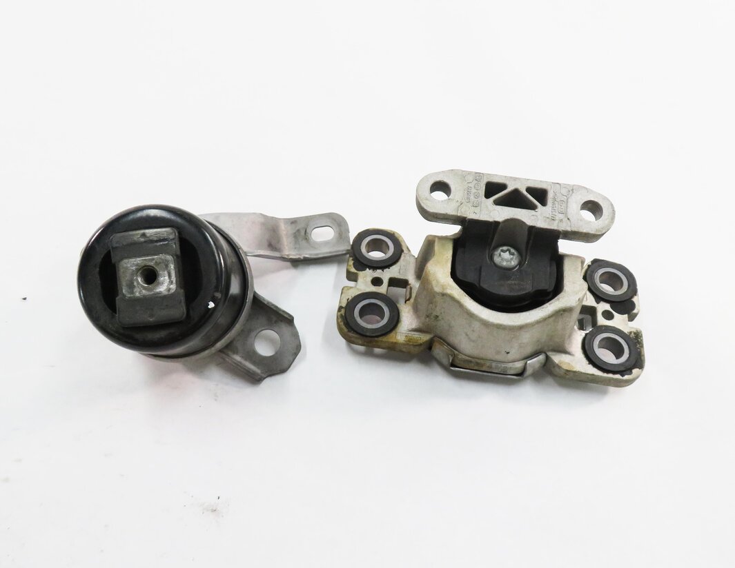 Thumbnail 12: 2012 RANGE ROVER EVOQUE (L538) 2.0L TURBO ENGINE MOUNT BRACKET SET-2