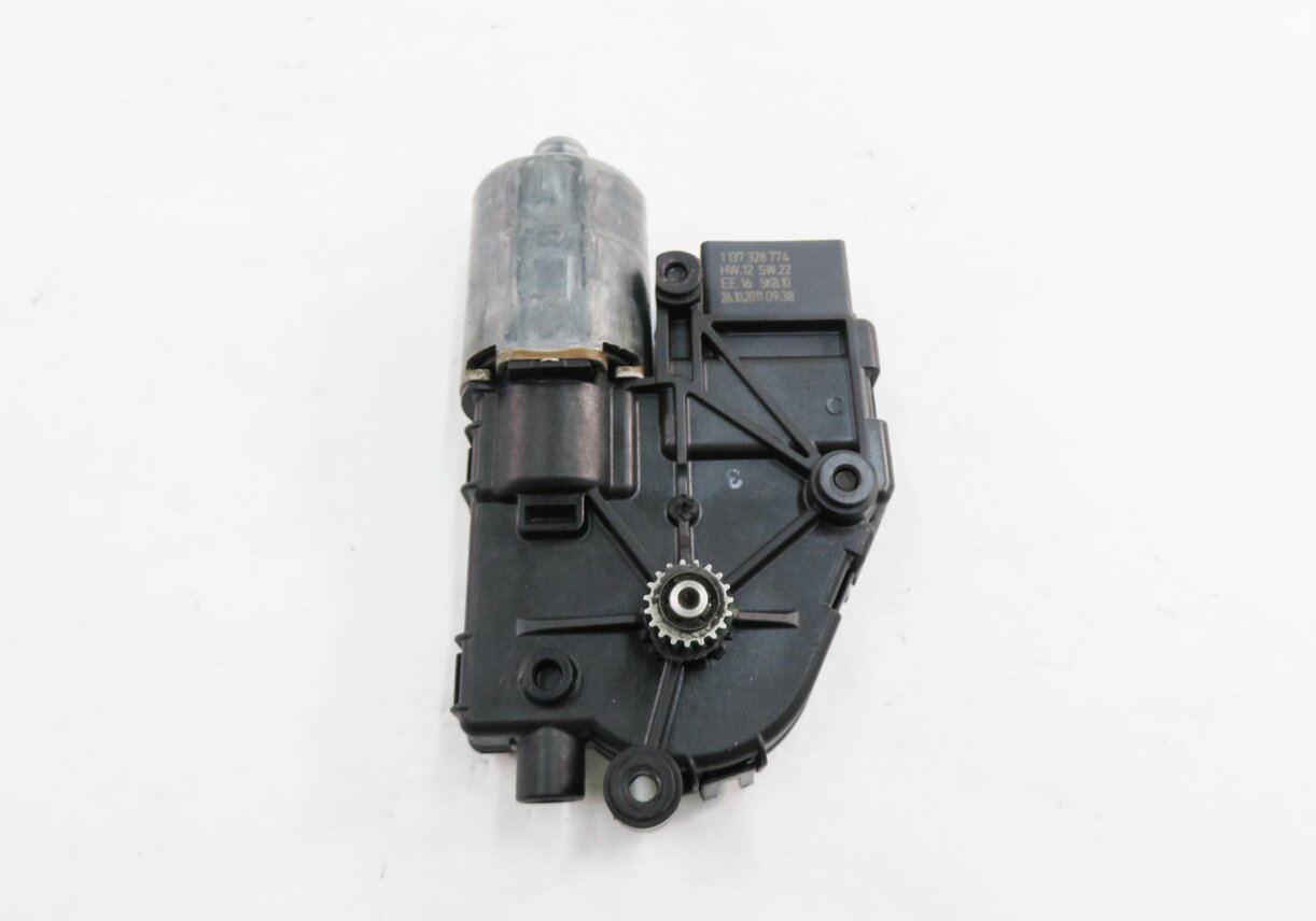 Thumbnail 5: 2007-2014 AUDI Q7 (4L) PANORAMIC SUNROOF MOTOR / SUNSHADE MOTOR