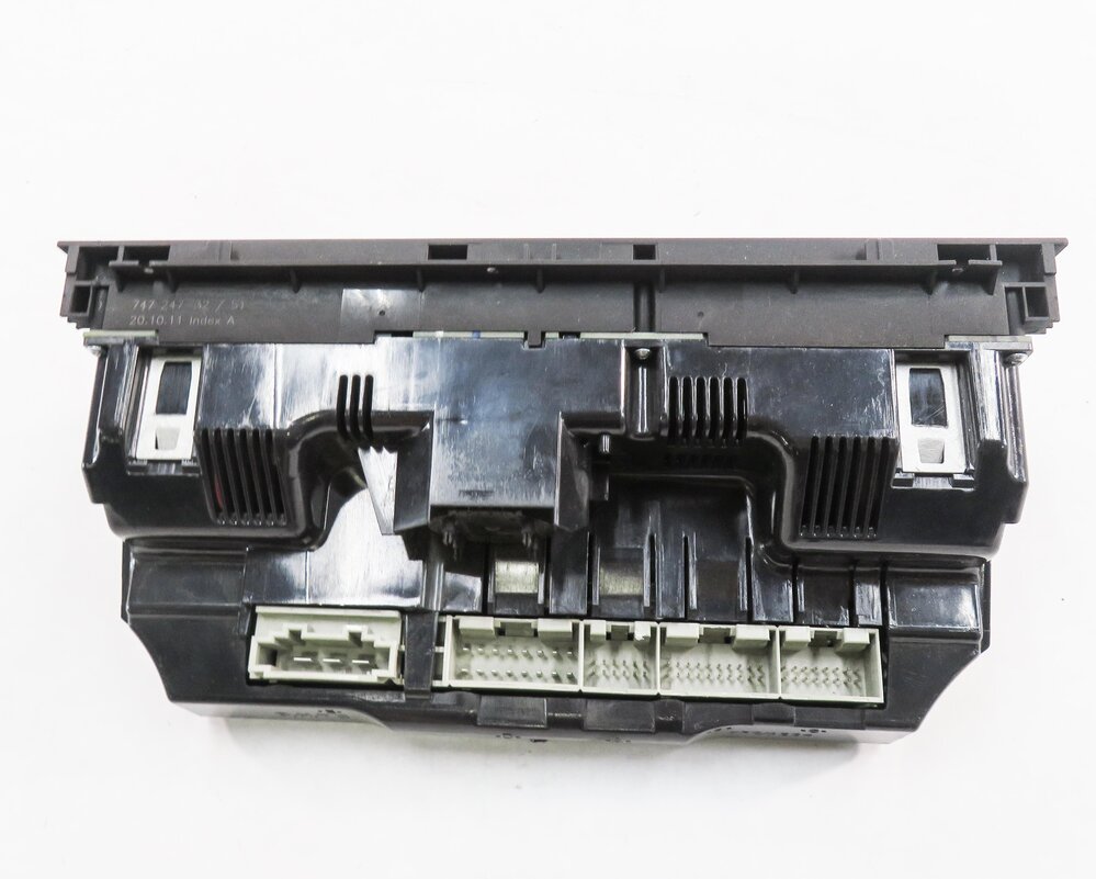 Thumbnail 7: 2012 AUDI Q7 (4L) FRONT HEATER A/C TEMPERATURE CLIMATE CONTROL (HEATED SEATS)