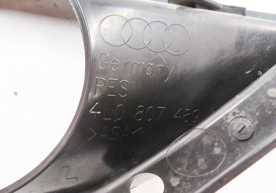 Thumbnail 7: 2012 AUDI Q7 (4L) FRONT LEFT & RIGHT FOGLIGHT TRIM SET-2