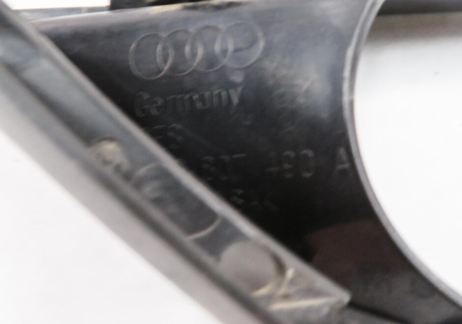 Thumbnail 8: 2012 AUDI Q7 (4L) FRONT LEFT & RIGHT FOGLIGHT TRIM SET-2