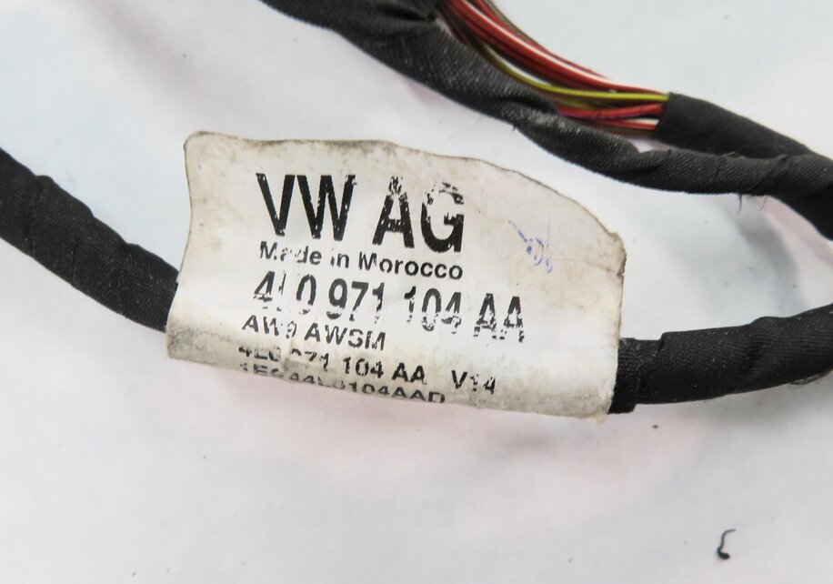 Thumbnail 5: 2012 AUDI Q7 (4L) REAR PDC PARK DISTANCE SENSOR SET w/ HARNESS (ORCA BLACK)