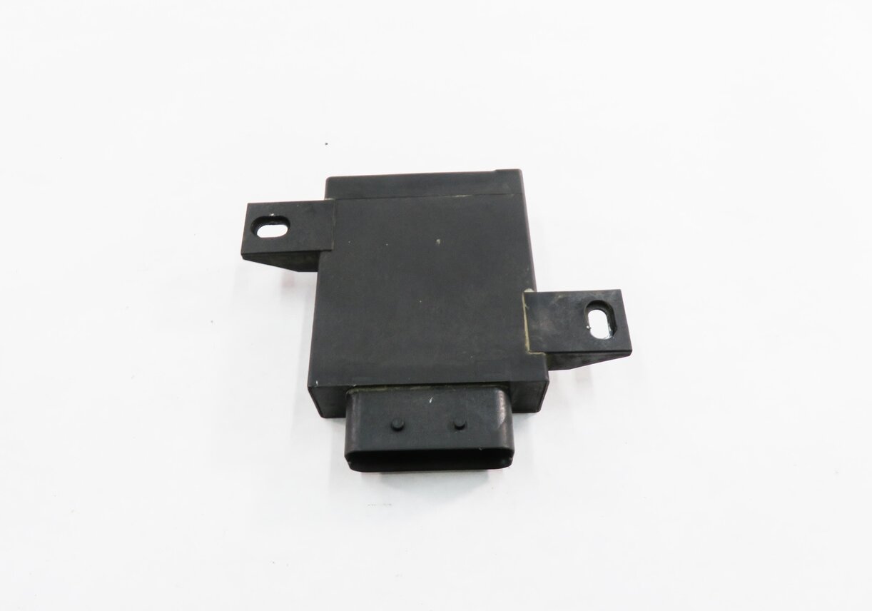 Thumbnail 5: 2012 AUDI Q7 (4L) FUEL PUMP CONTROL MODULE