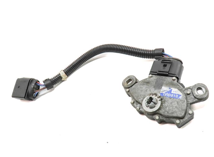Thumbnail 2: 2011-2015 VW TOUAREG AUDI Q7 (4L) 3.0L TDI DIESEL NEUTRAL SAFETY RANGE SWITCH