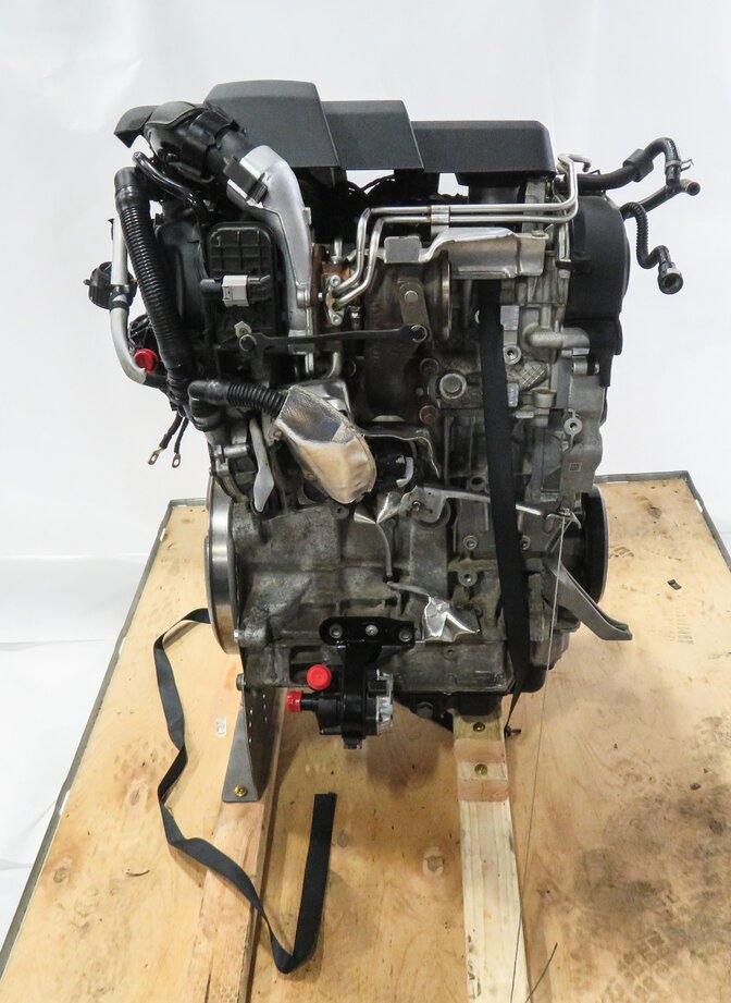 Thumbnail 8: 2016-2018 AUDI A3 E-TRON (8VF) HYBRID - 1.4L CXUA ENGINE ASSEMBLY (31k MILES)