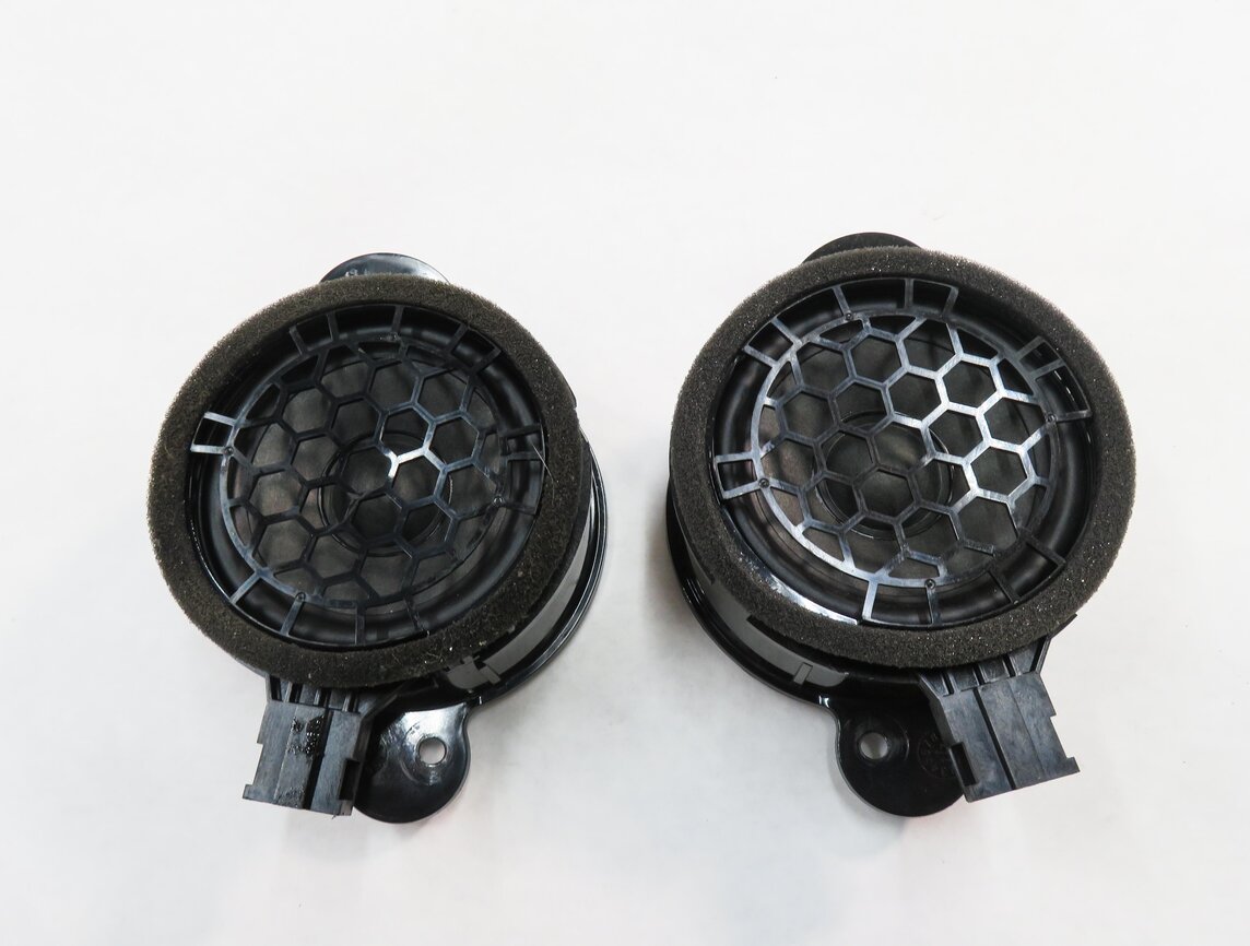 Thumbnail 9: 2018 AUDI A3 E-TRON (8VF) RADIO STEREO SUB SUBWOOFER TWEETER SPEAKER SET