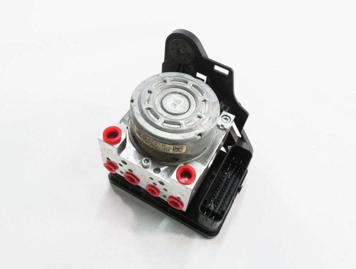 Thumbnail 2: 2016-2018 AUDI A3 E-TRON (8VF) ABS ANTI LOCK BRAKE PUMP w/ MODULE