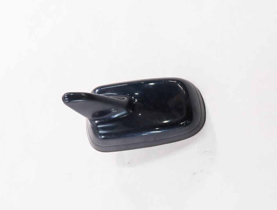Thumbnail 4: 2018 AUDI A3 E-TRON (8VF) RADIO STEREO ANTENNA (COSMOS BLUE METALLIC B9)
