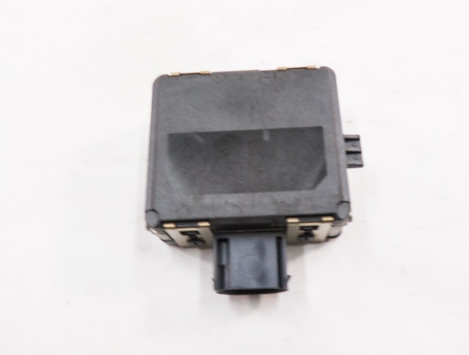 Thumbnail 5: 2018 AUDI A3 E-TRON (8VF) LANE KEEP ASSIST RADAR DISTANCE SENSOR MODULE (SLAVE)