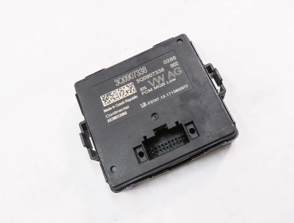 2018 AUDI A3 E-TRON (8VF) HEADLIGHT RANGE CONTROL MODULE