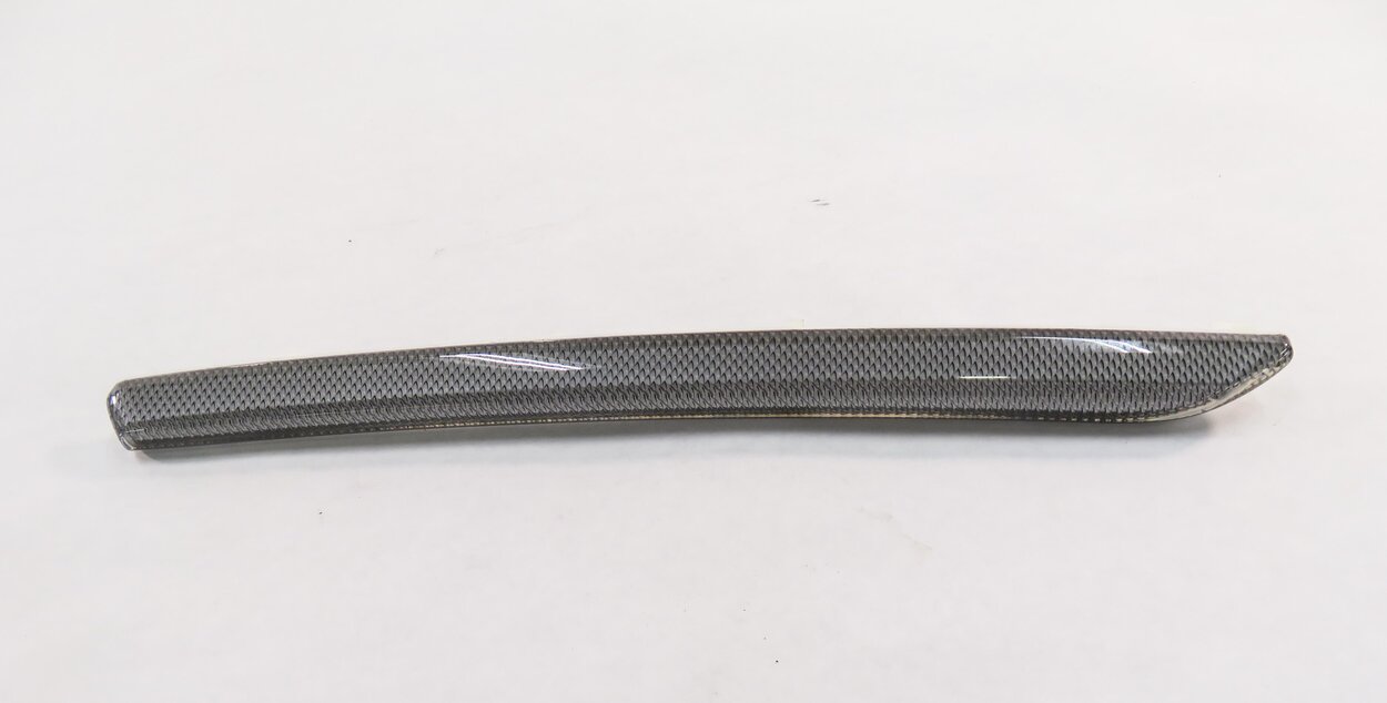 2018 AUDI A3 E-TRON (8VF) LEFT REAR DOOR PANEL TRIM STRIP (GRAY CROSSHATCH)