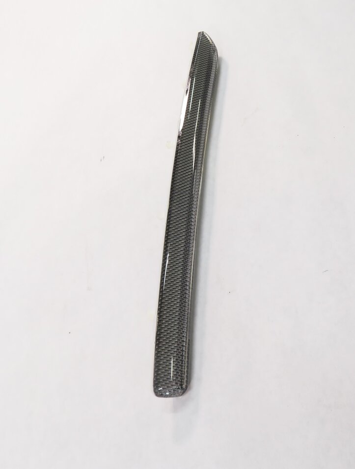 Thumbnail 3: 2018 AUDI A3 E-TRON (8VF) LEFT REAR DOOR PANEL TRIM STRIP (GRAY CROSSHATCH)
