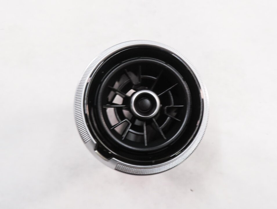 Thumbnail 2: 2018 AUDI A3 E-TRON (8VF) FRONT HEATER A/C AIR VENT
