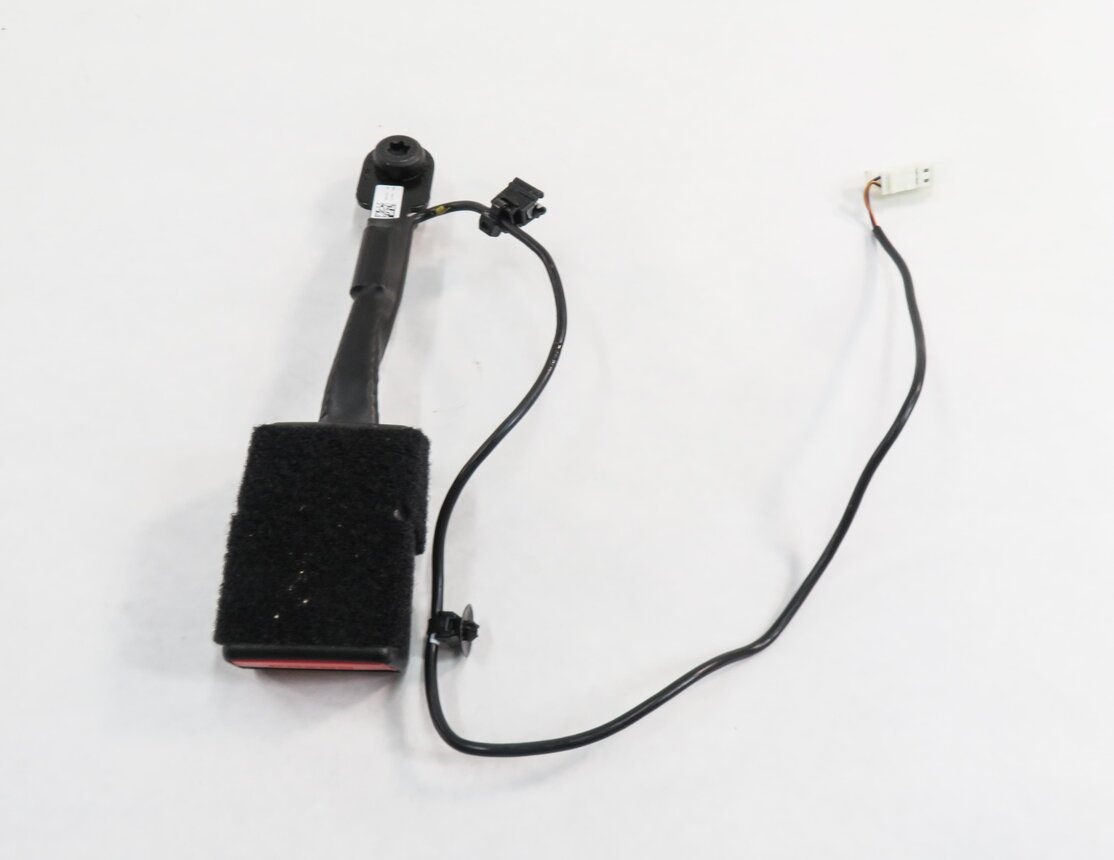 Thumbnail 2: 2014-2018 MINI COOPER / BMW X1 (F48) FRONT SEATBELT BUCKLE RECIEVER (FITS L & R)