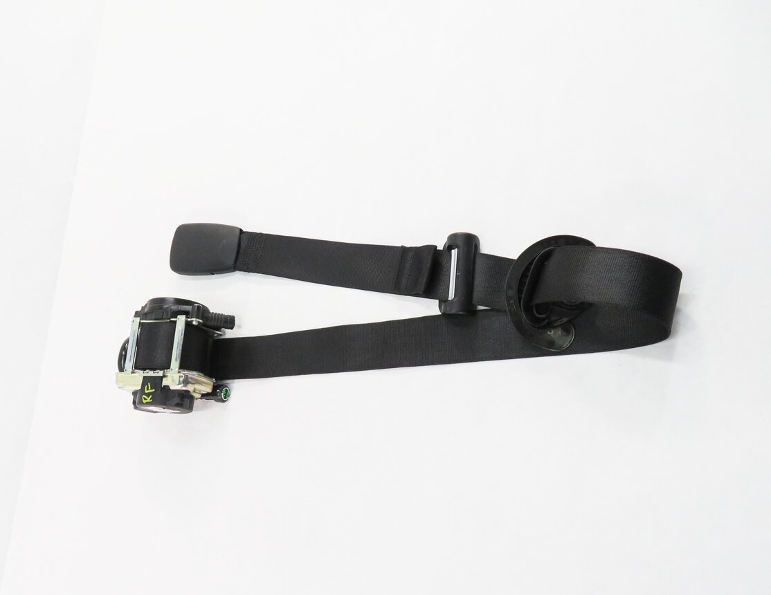 Thumbnail 3: 2016-2021 BMW X1 X2 (F39 F48) RIGHT FRONT PASSENGER SEATBELT RETRACTOR (BLACK)