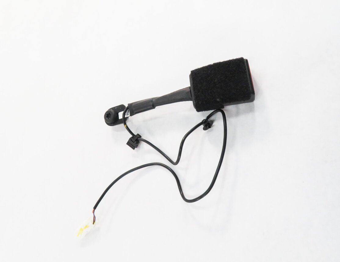 Thumbnail 3: 2014-2018 MINI COOPER / BMW X1 (F48) FRONT SEATBELT BUCKLE RECIEVER (FITS L & R)