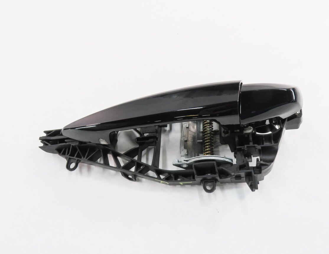 Thumbnail 5: 2016-2021 BMW X1 X2 (F39 F48) LEFT REAR DOOR HANDLE w/ LIGHT (BLACK 2 668)