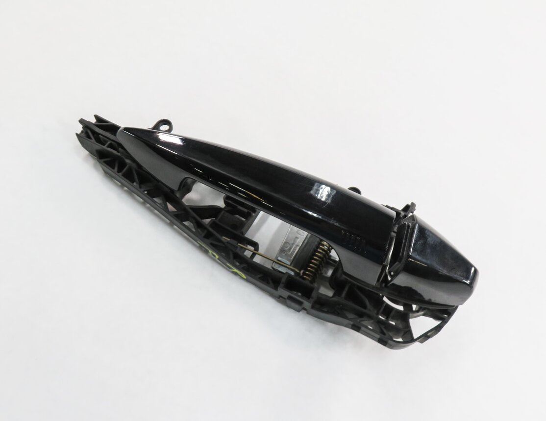 Thumbnail 1: 14-21 BMW X1 X2 X5 X5M X6 X6M RIGHT FRONT PASSENGER COMFORT DOOR HANDLE (BLACK)