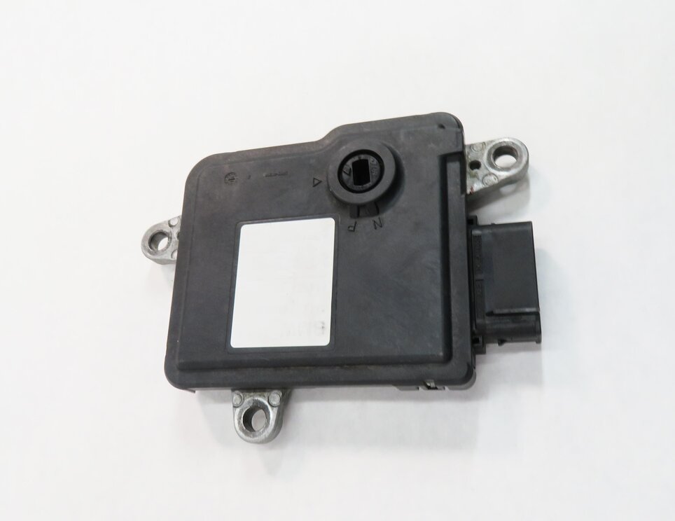 Thumbnail 3: 2016 BMW X1 (F48) 2.0L TURBO ENGINE - A/T AUTOMATIC TRANSMISSION CONTROL MODULE