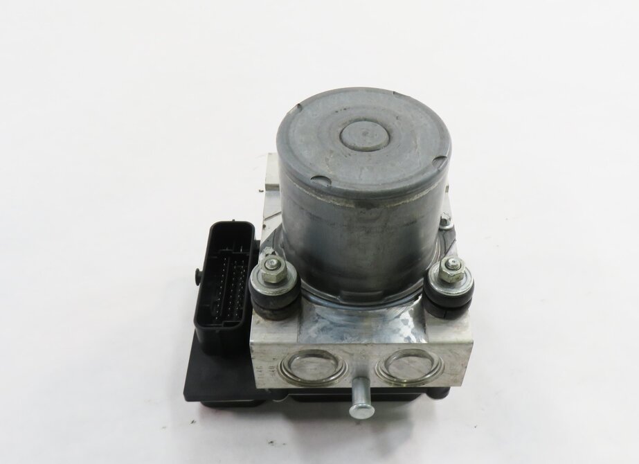 Thumbnail 5: 2011-2012 LAND ROVER LR4 - RANGE ROVER SPORT (L320) ABS BRAKE PUMP w/ MODULE