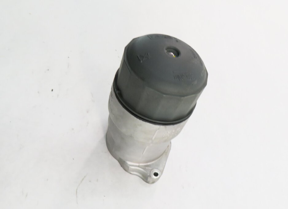 Thumbnail 3: 2012 RANGE ROVER (L322) 5.0L AJ133 SUPERCHARGED ENGINE - OIL FILTER HOUSING