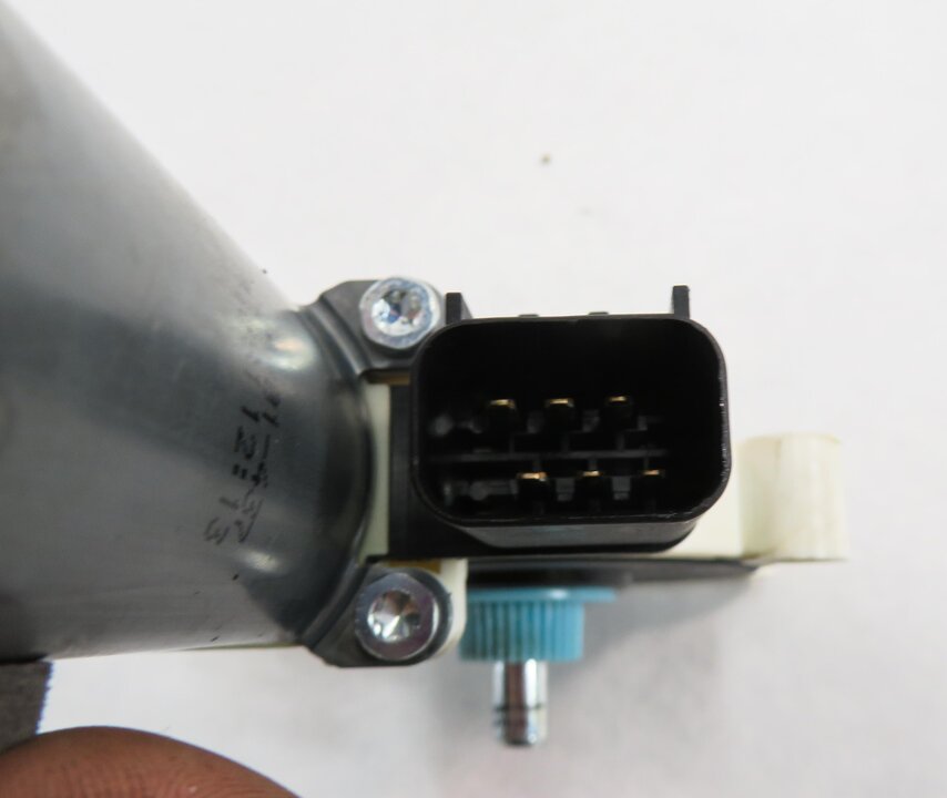 Thumbnail 6: 2010-2012 RANGE ROVER (L322) RIGHT FRONT PASSENGER DOOR POWER WINDOW MOTOR