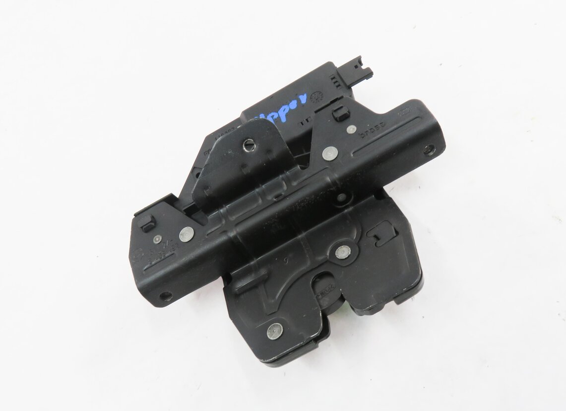 2012 RANGE ROVER (L322) REAR TRUNK LOCK LATCH ACTUATOR