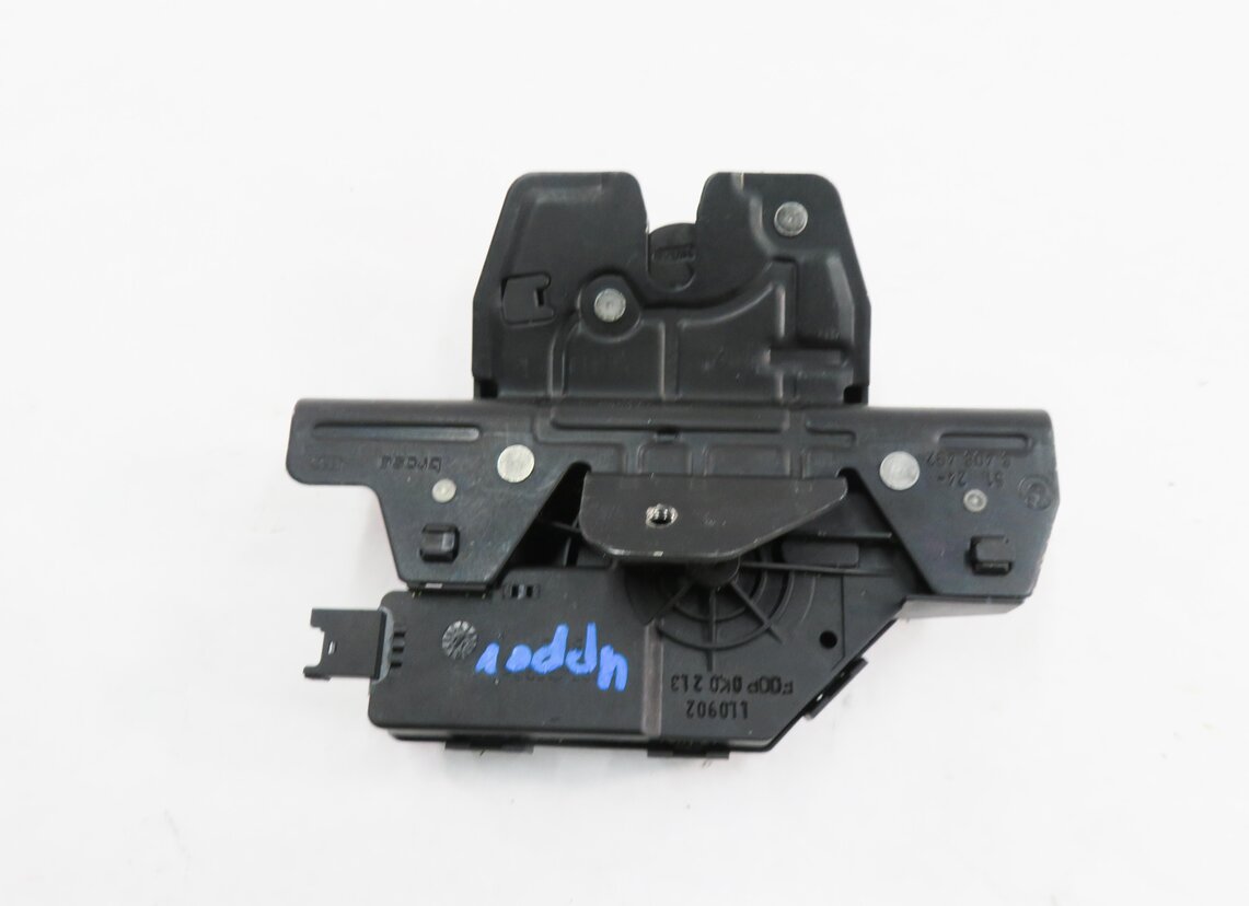 Thumbnail 5: 2012 RANGE ROVER (L322) REAR TRUNK LOCK LATCH ACTUATOR