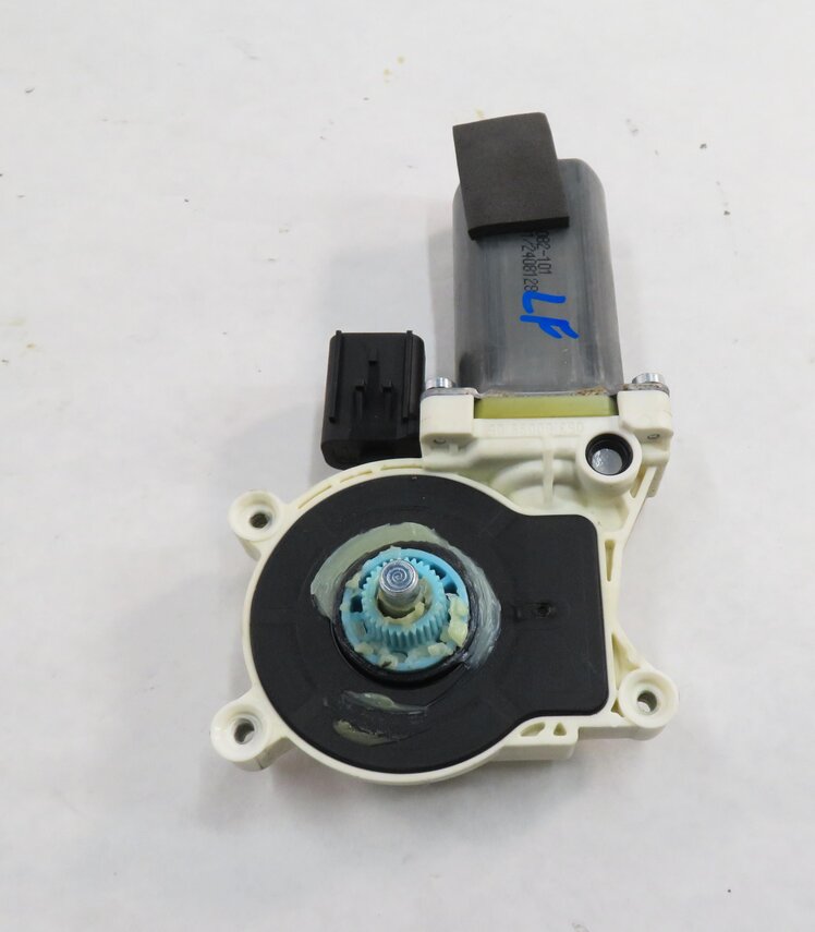 Thumbnail 5: 2010-2012 RANGE ROVER (L322) LEFT FRONT DRIVER DOOR POWER WINDOW MOTOR