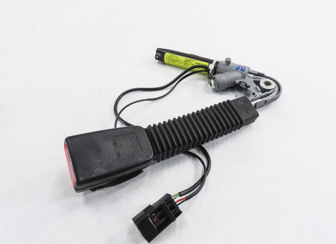 Thumbnail 3: 07-12 RANGE ROVER (L322) RIGHT FRONT PASSENGER SEATBELT BUCKLE RECEIVER (BLACK)