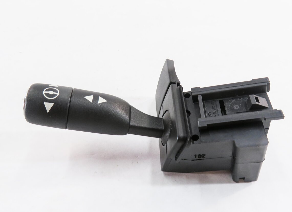 Thumbnail 2: 2012 RANGE ROVER (L322) STEERING COLUMN ADJUSTMENT SWITCH ARM LEVER