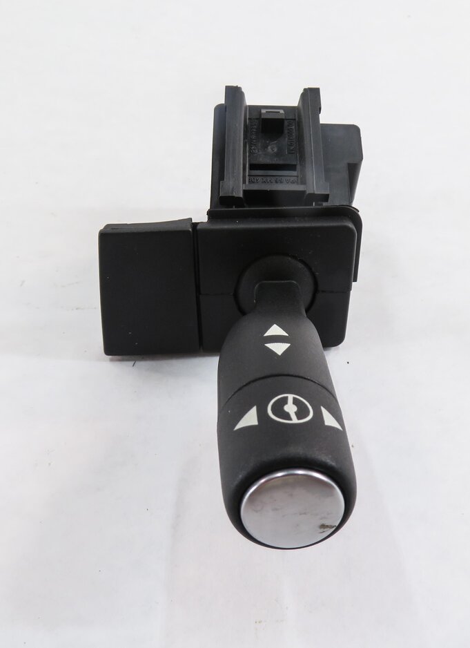 Thumbnail 5: 2012 RANGE ROVER (L322) STEERING COLUMN ADJUSTMENT SWITCH ARM LEVER