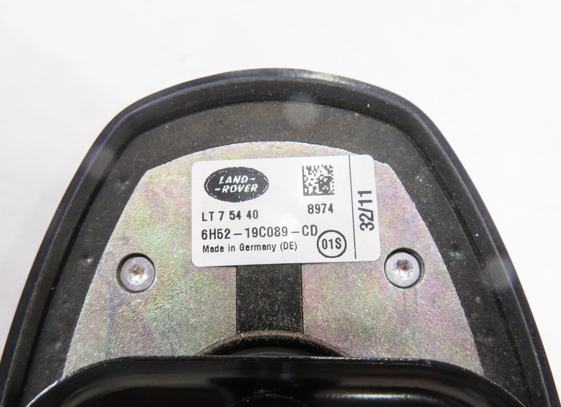 Thumbnail 5: 2008-2015 RANGE ROVER SPORT (L320 L322) LR2 RADIO STEREO GPS NAVIGATION ANTENNA