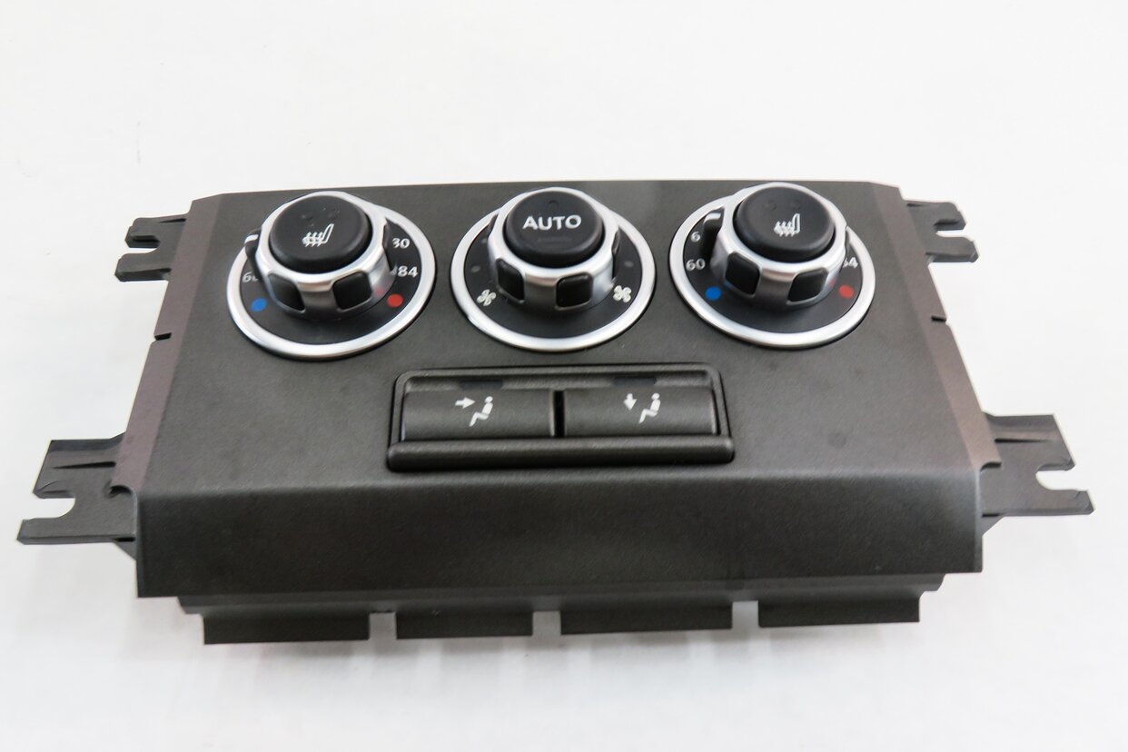 Thumbnail 3: 2012 RANGE ROVER (L322) REAR HEATER A/C TEMPERATURE CONTROL PANEL (HEATED SEAT)