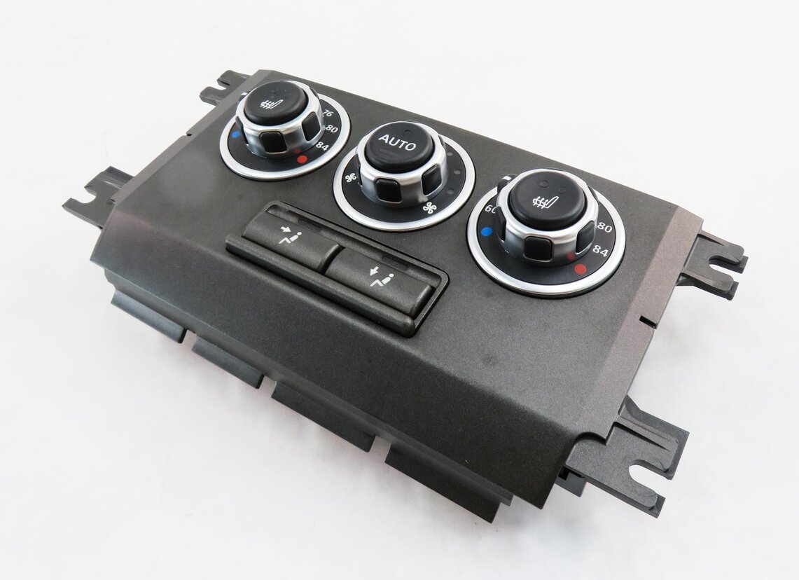 Thumbnail 4: 2012 RANGE ROVER (L322) REAR HEATER A/C TEMPERATURE CONTROL PANEL (HEATED SEAT)