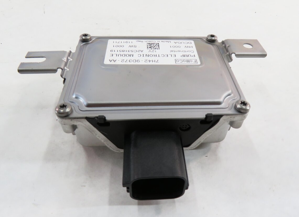 Thumbnail 5: 2012 RANGE ROVER (L322) FUEL PUMP CONTROL MODULE