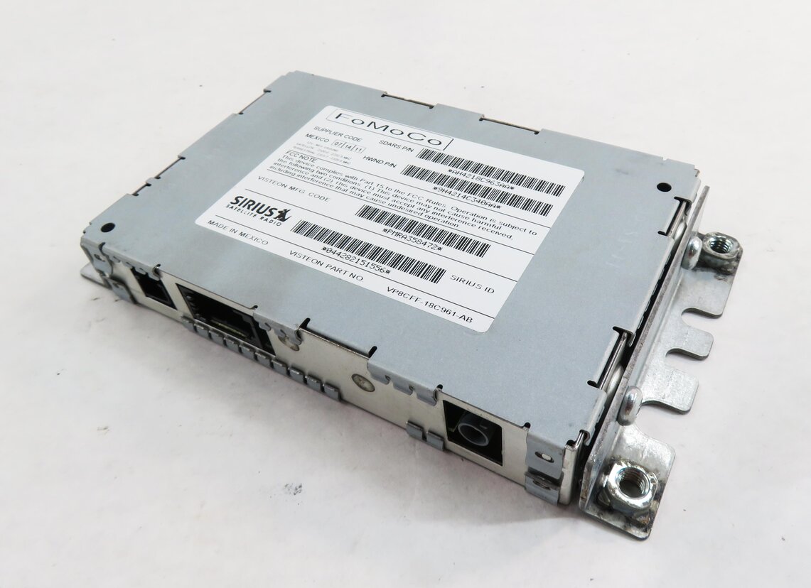 Thumbnail 3: 2007-2012 LR3 - RANGE ROVER SPORT (L320) SIRIUS SATELLITE RADIO RECEIVER MODULE